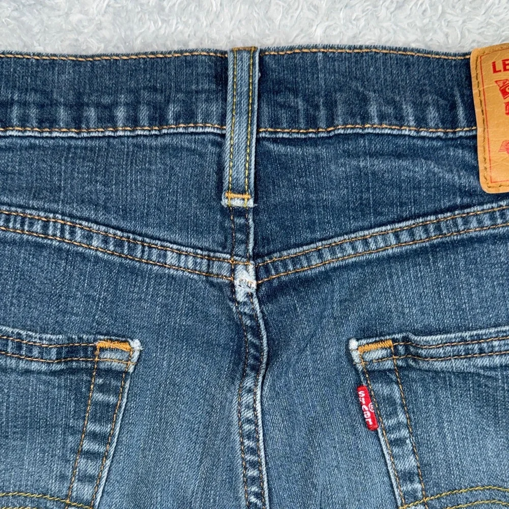 Levi's Slim Fit Jeans in Classic Blue